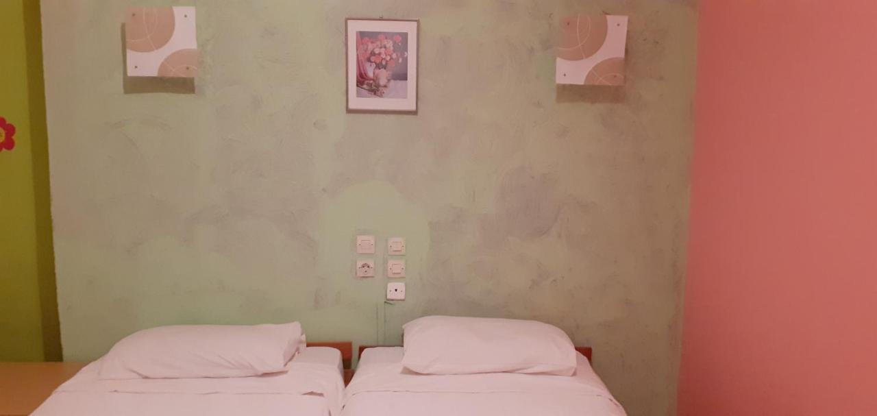 Pame Pantheos Hotel Kamena Vourla Luaran gambar