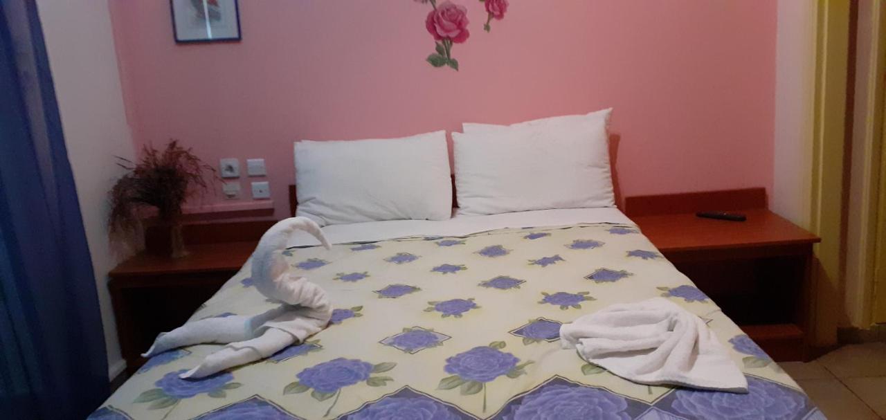 Pame Pantheos Hotel Kamena Vourla Luaran gambar
